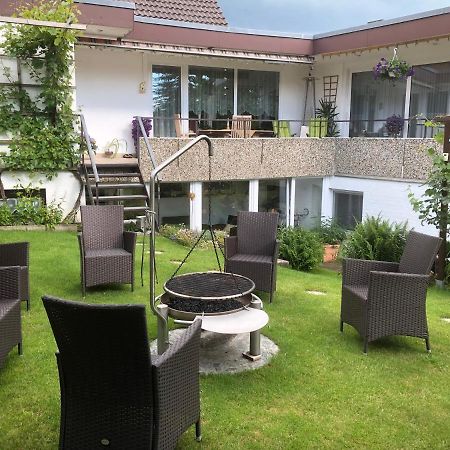 Ferienwohnung Apartment Dettum Mit Eigenem Bad, Kochnische Und Wintergarten Luaran gambar