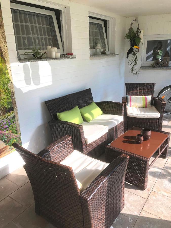 Ferienwohnung Apartment Dettum Mit Eigenem Bad, Kochnische Und Wintergarten Luaran gambar
